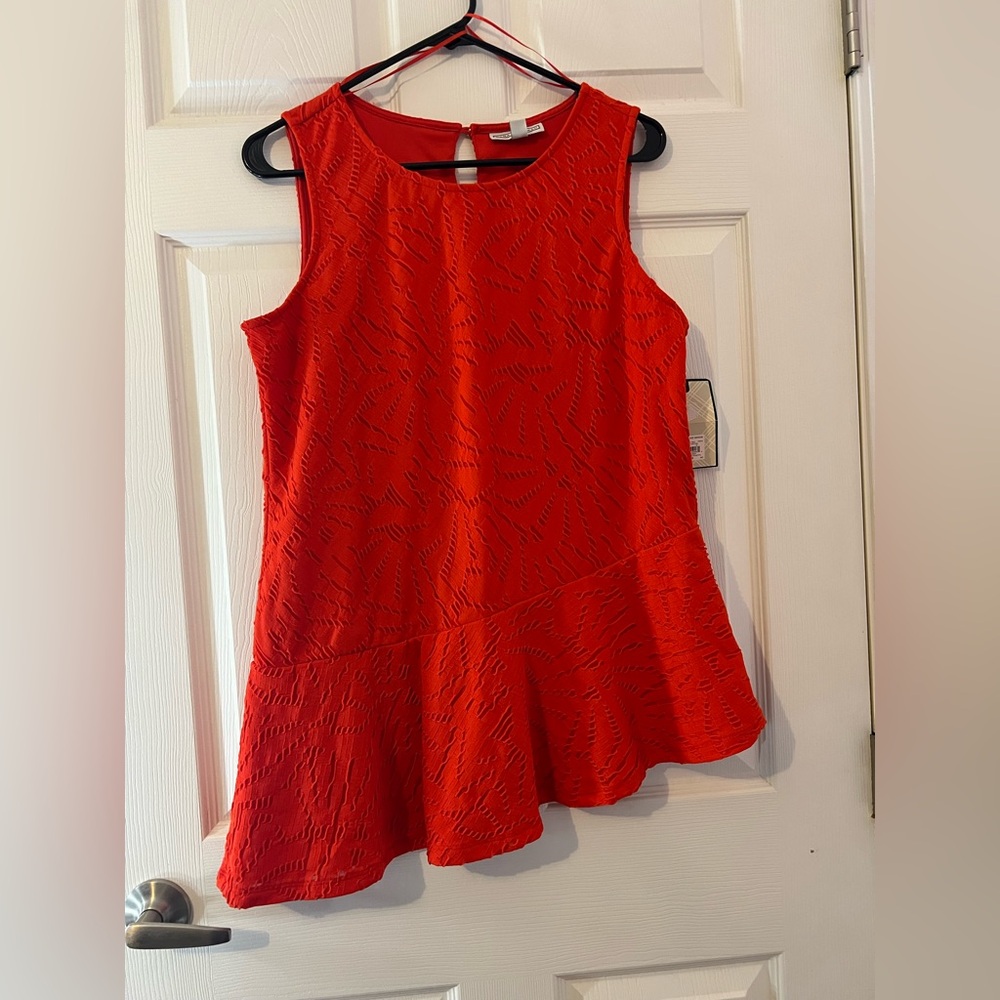 Dana Buchman women’s dressy tank top size medium NWT